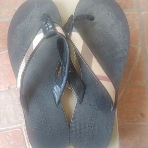 Burberry flip flops